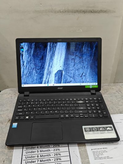 (139) Acer Aspire ES1-531 | Pentium N3700 | 4GB RAM | 256GB SSD | 114MB Graphics | With Bill / Bag / Charger / Keyboard / Mouse / Cleaning Gel