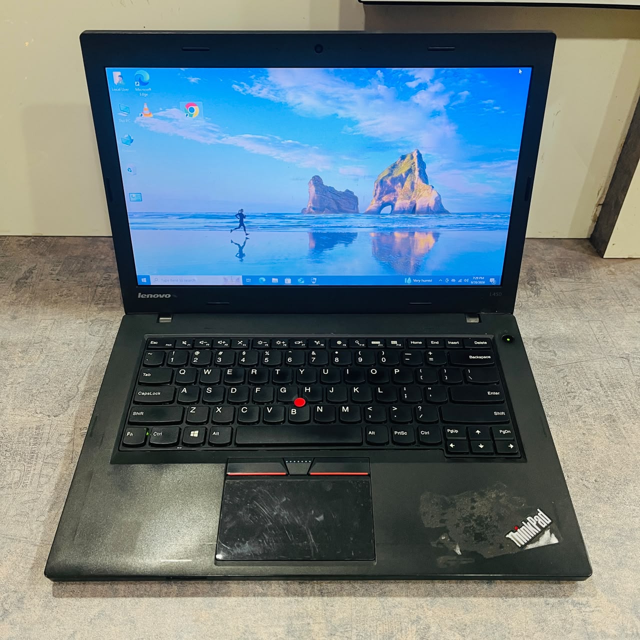 Lenovo ThinkPad L450 | Intel Core i5 5th Gen | 4GB DDR3 RAM | 500GB HDD | 1.9GB Shared Graphics | Used laptop