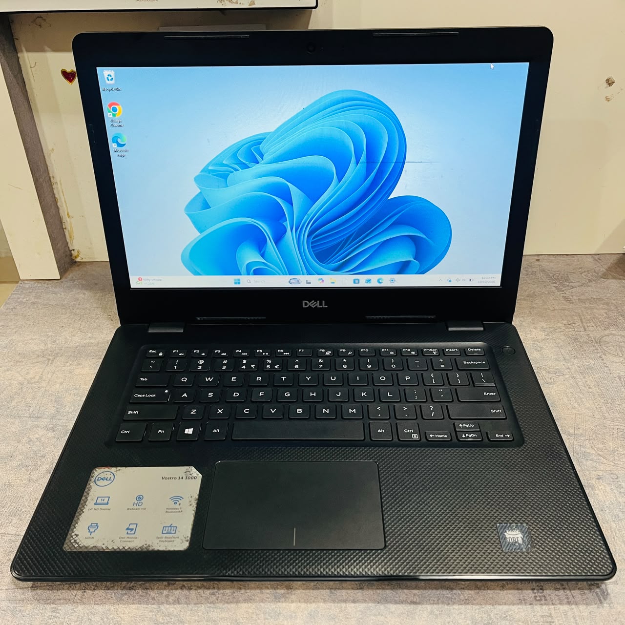 Dell Vostro 3490 | Intel Core i3 10th Gen 10110U | 4GB RAM | 1TB SATA HDD + 128GB SATA SSD | Intel UHD Graphics 1.9GB Shared | Used Laptop